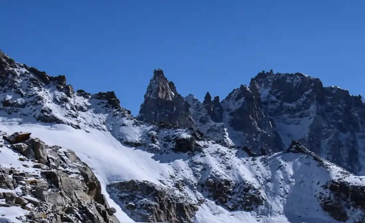 Deo Tibba trek altitude