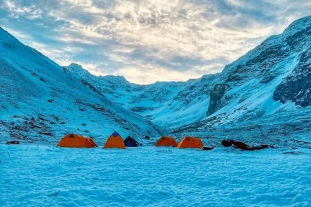 Buran Ghati Trek: Scenic Views of the Himalayas