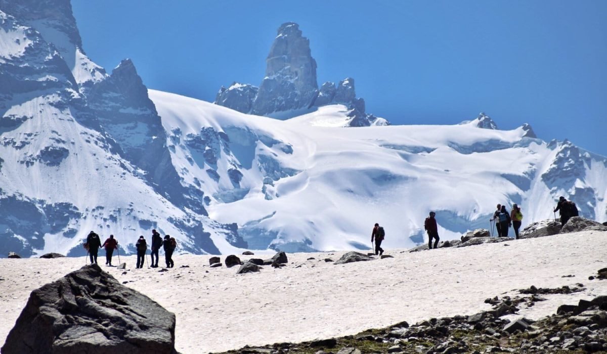 Hampta Valley Snow Trek