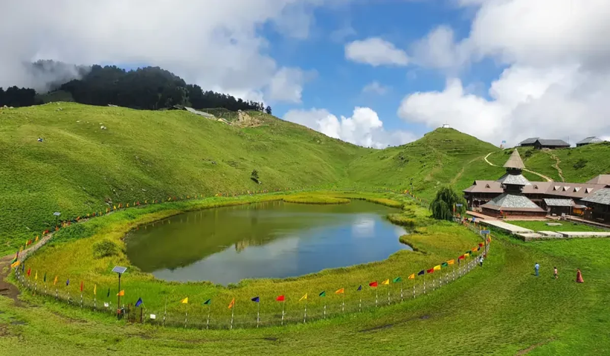 Prashar Lake Trek