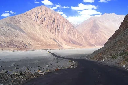 Nubra, Manali To Leh Road Trip