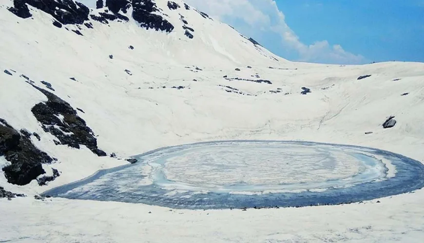 BHRIGU LAKE Trek premium, Trekking Safety Guide