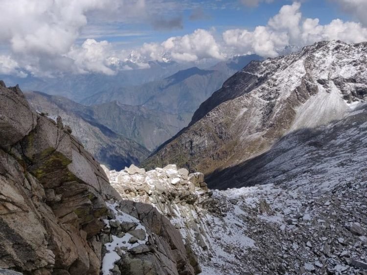 Indrahar Pass Trek