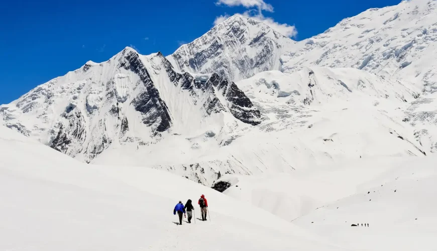 Himalayan winter trek safety