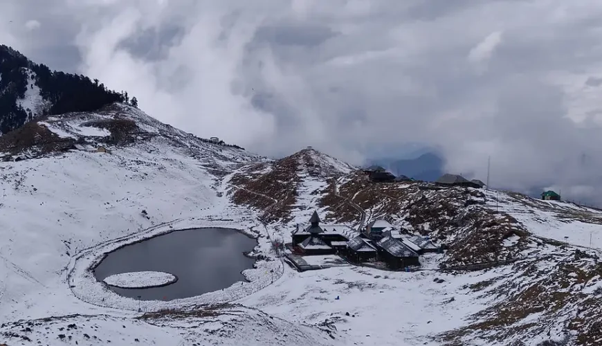 Prashar Lake Trek 3 (1), family friendly winter treks,Prashar Lake
