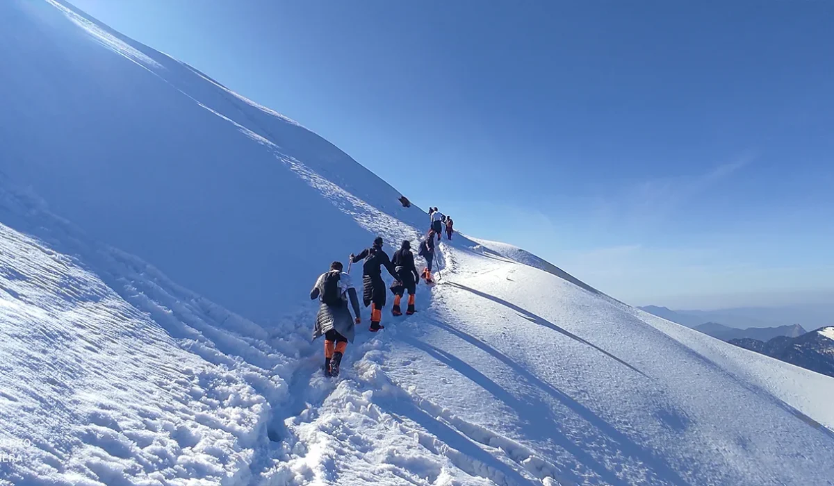 Winter Chopta Chandrashila Trek 2, Snow Treks