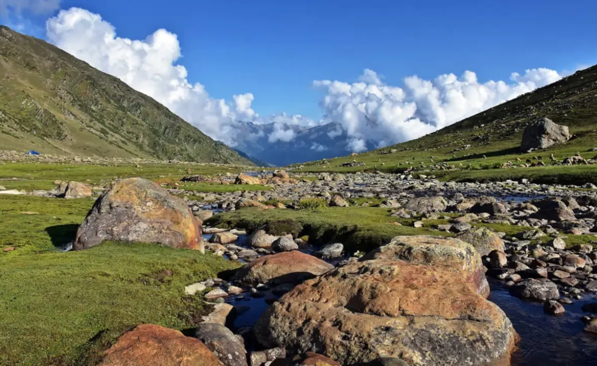 gangabal to naranag, Kashmir Great Lakes Trek